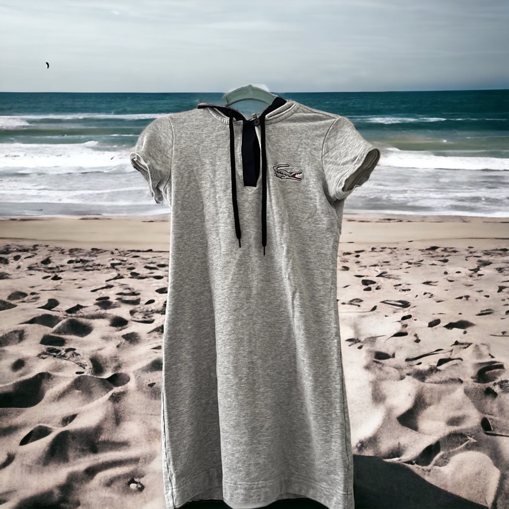 Lacoste Girls size 38, hooded grey short sleep in good condition. Pre loved.